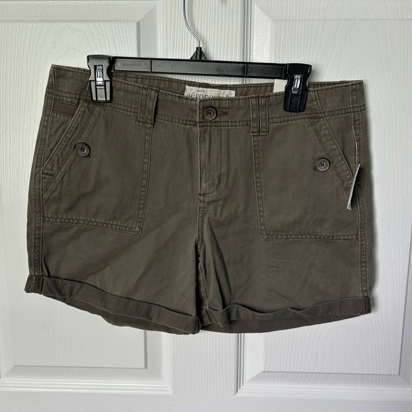 Aeropostale Muted Olive Green Y2K Casual Shorts Size 11/12 NWT - Picture 1 of 12